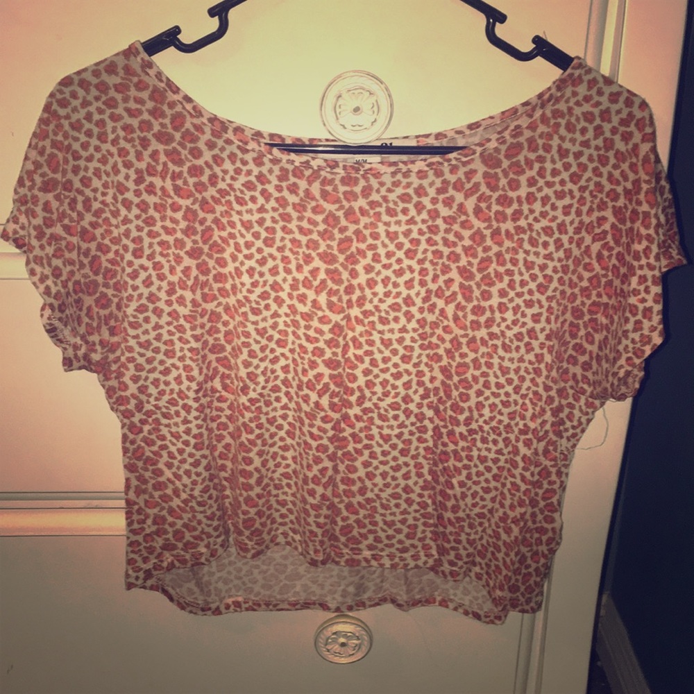 Comfy, Cheetah Crop Tee